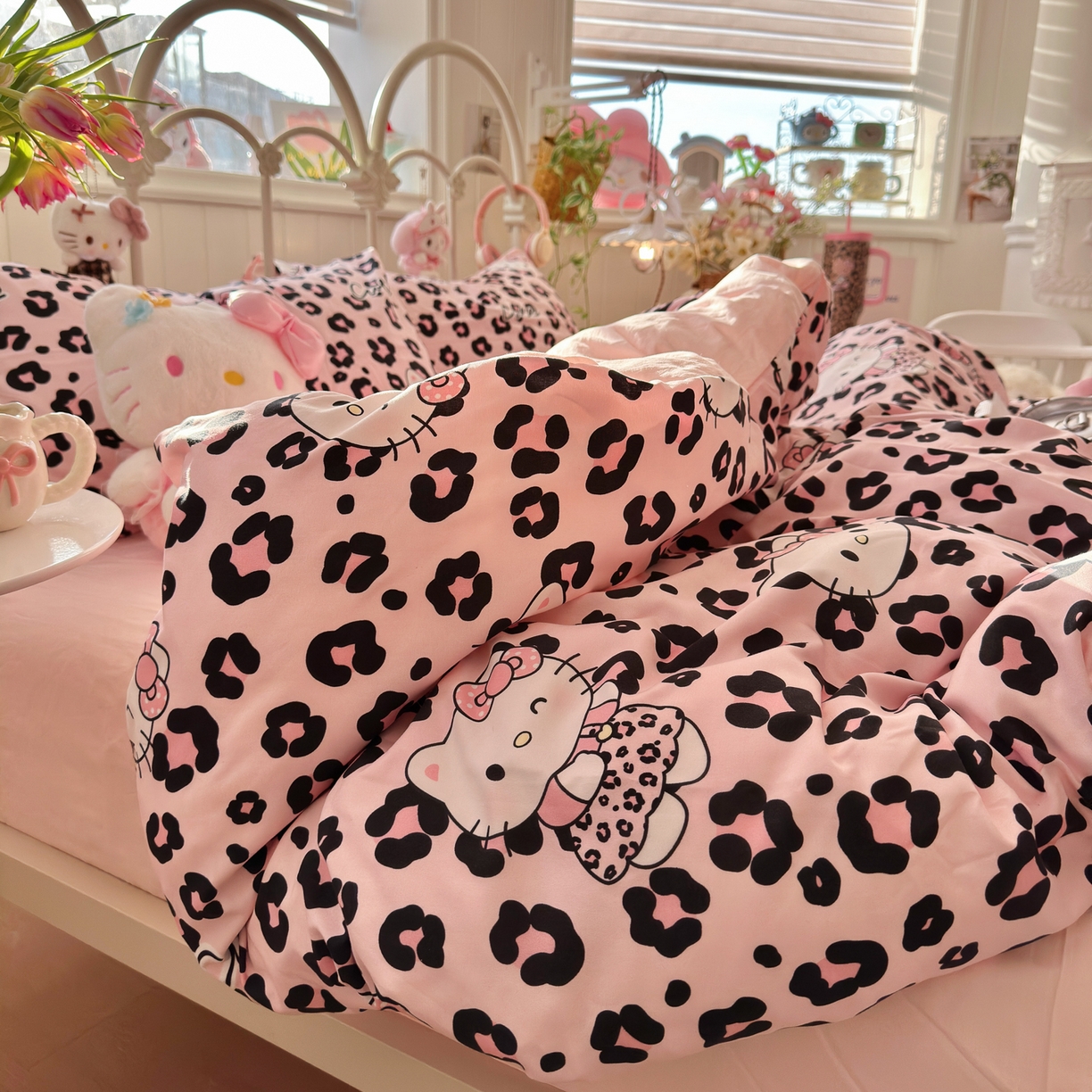 91家纺网 家纺一手货源 找家纺 卡斯诺家纺馆 2026新款卡通水洗云朵棉四件套下载文件包含买家秀 豹纹猫咪-粉
