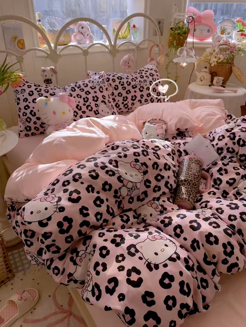 91家纺网 家纺一手货源 找家纺 卡斯诺家纺馆 2026新款卡通水洗云朵棉四件套下载文件包含买家秀 豹纹猫咪-粉
