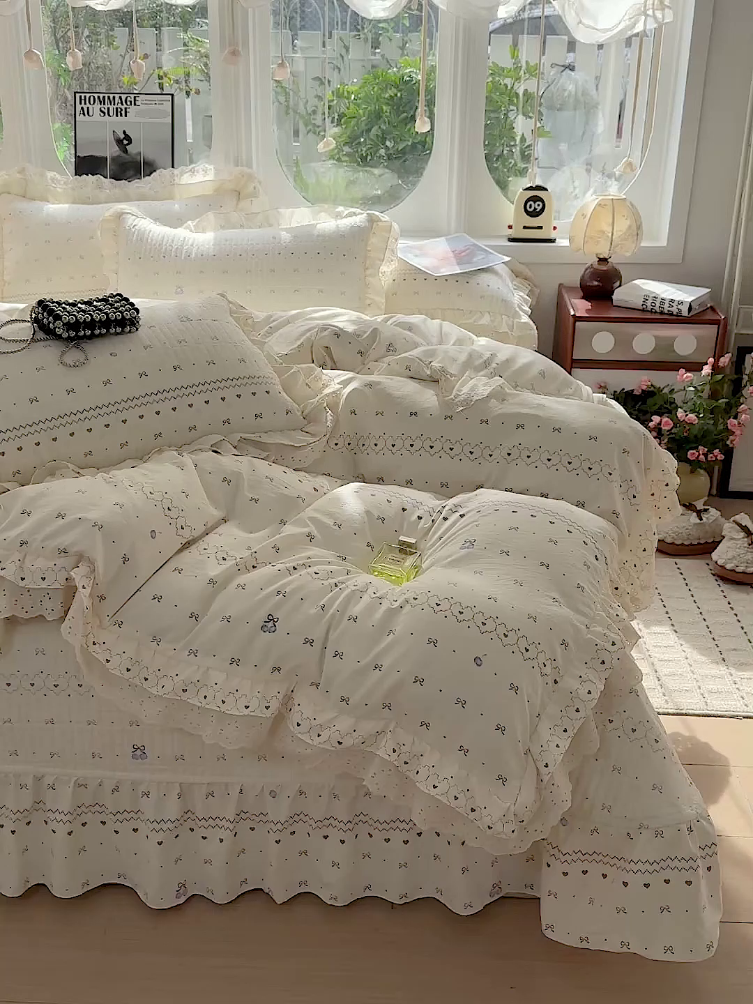 91家纺网 家纺一手货源 找家纺  梦莱斯 2026新款小清新可爱风纯棉花边床盖四件套 蝴蝶结