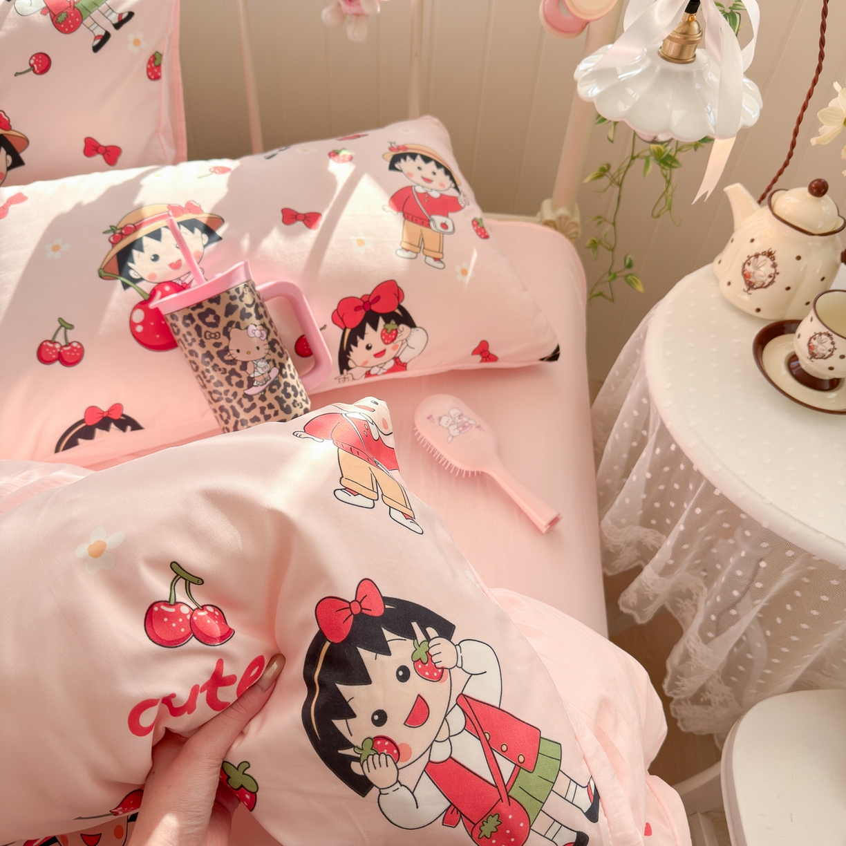 91家纺网 家纺一手货源 找家纺 卡斯诺家纺馆 2026新款卡通水洗云朵棉四件套下载文件包含买家秀 草莓女孩