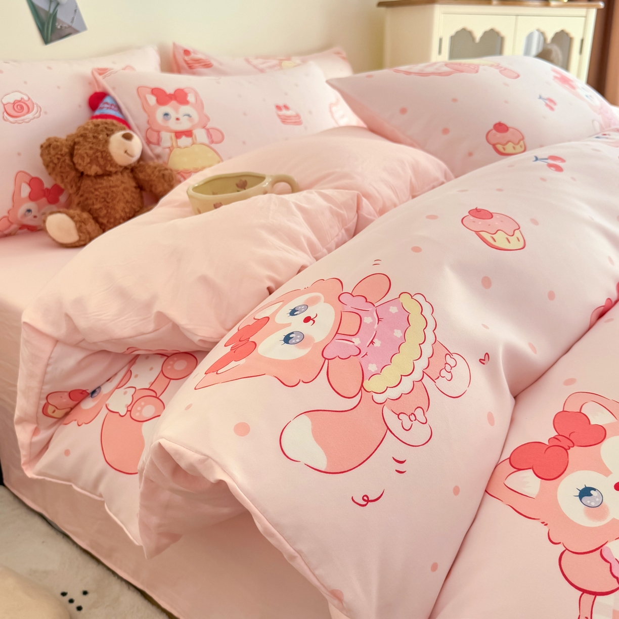 91家纺网 家纺一手货源 找家纺 卡斯诺家纺馆 2026新款卡通水洗云朵棉四件套下载文件包含买家秀 玲娜