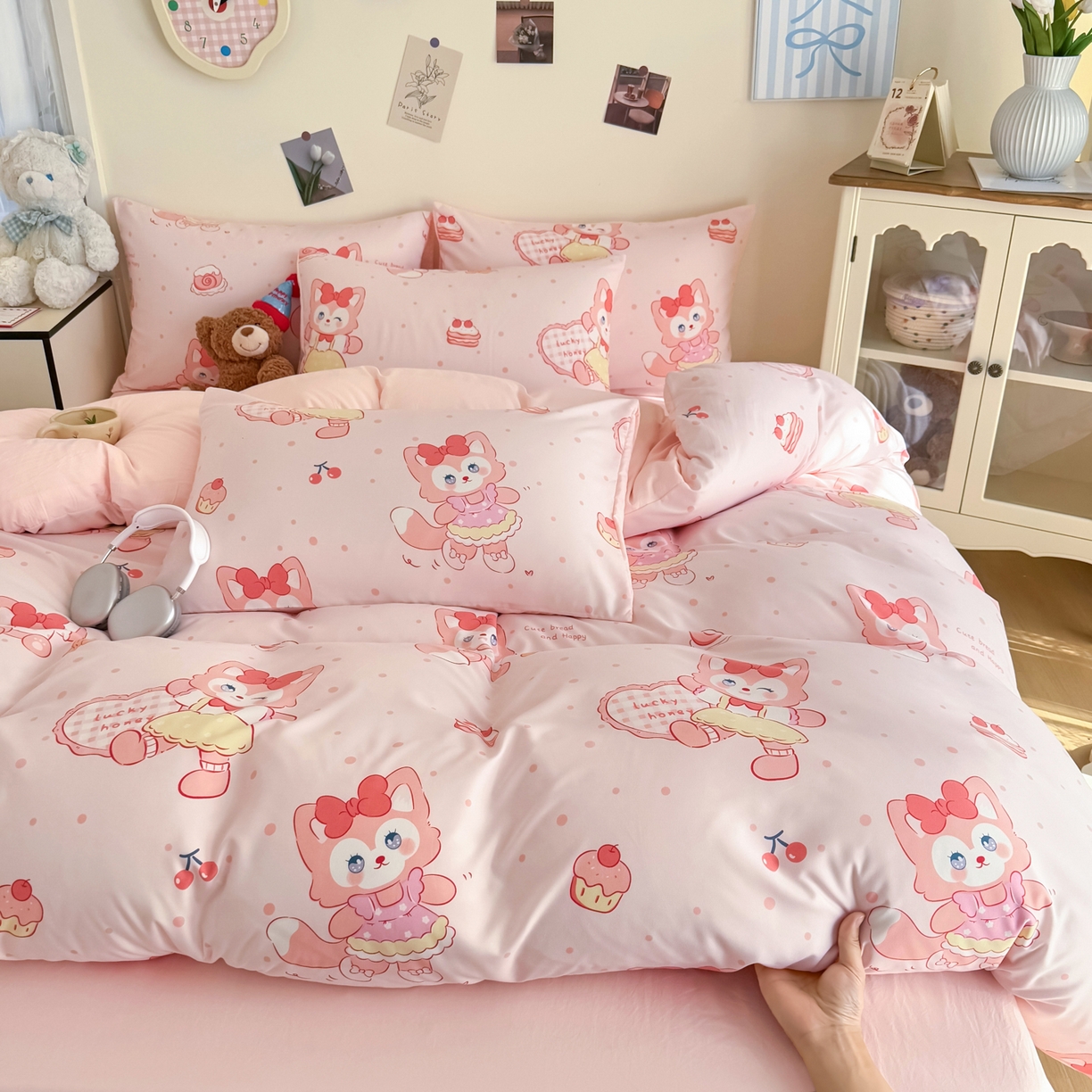 91家纺网 家纺一手货源 找家纺 卡斯诺家纺馆 2026新款卡通水洗云朵棉四件套下载文件包含买家秀 玲娜