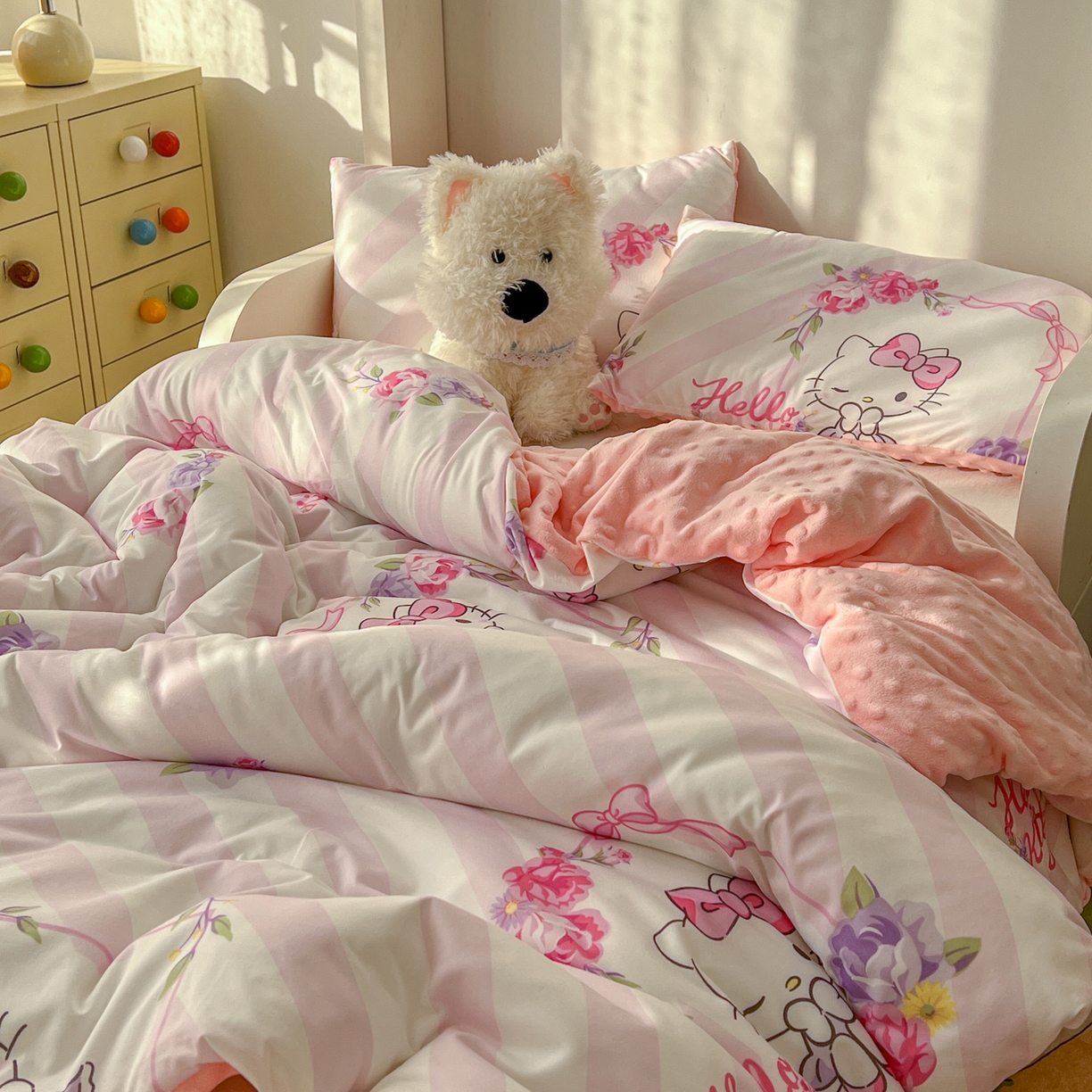 91家纺网 家纺一手货源 找家纺 希诺家居 2026新款三丽鸥针织豆豆多功能盖毯可拆卸被子被套儿童学生被子 条纹kt