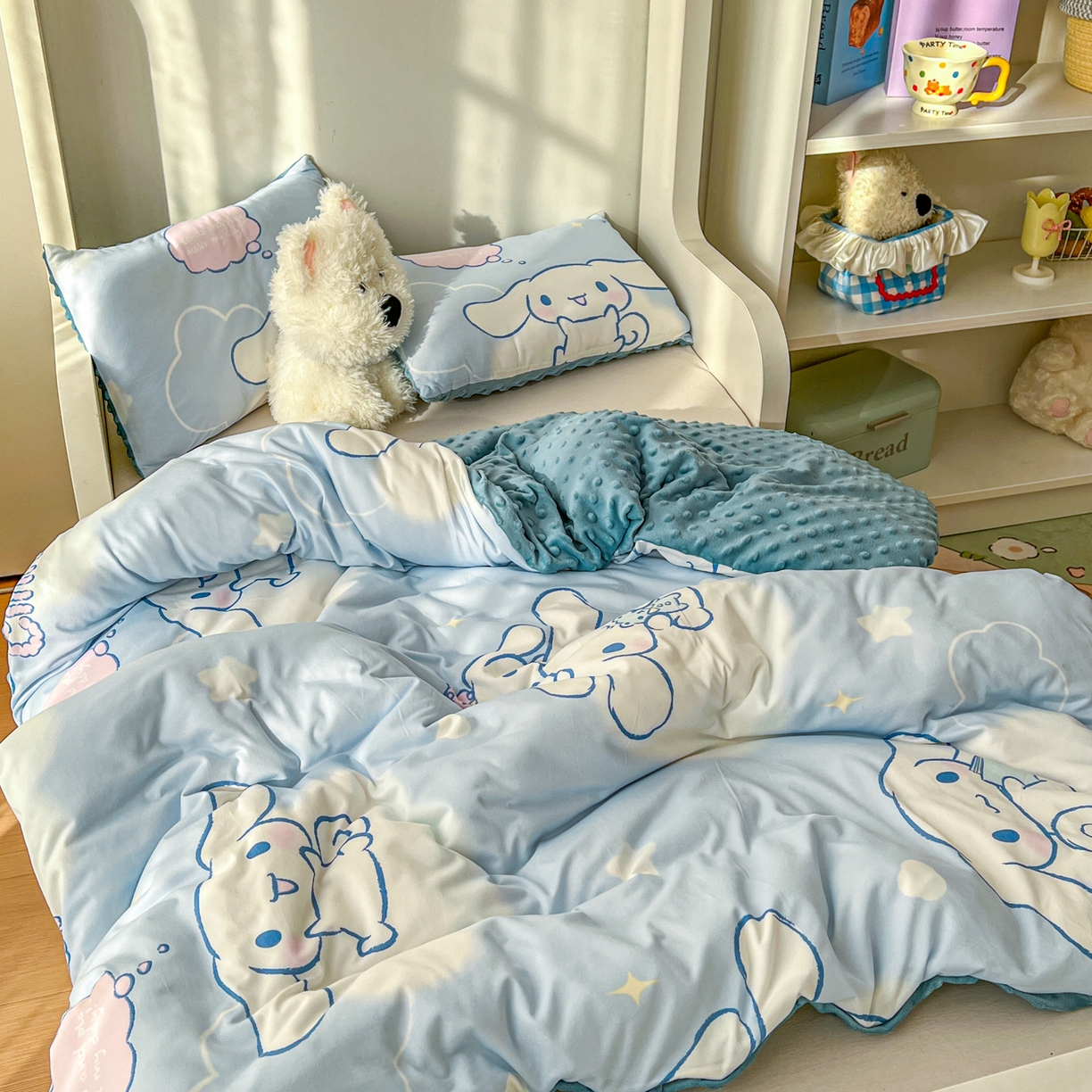 91家纺网 家纺一手货源 找家纺 希诺家居 2026新款三丽鸥针织豆豆多功能盖毯可拆卸被子被套儿童学生被子 云朵大耳狗