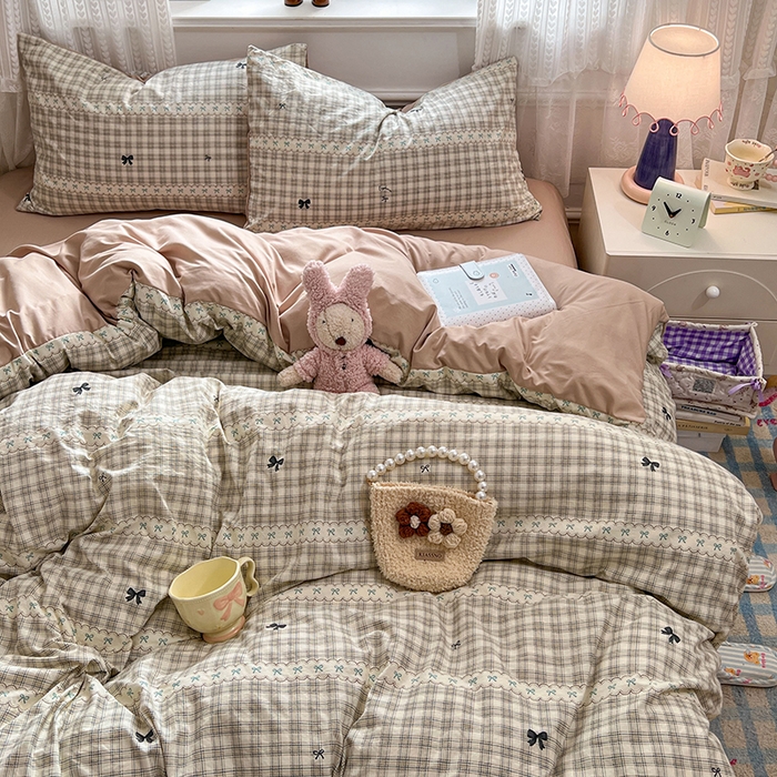 91家纺网 家纺一手货源 找家纺 优佳优品 【提供买家秀】2026新款加厚水洗仿棉A类印花四件套 校阅蓝格