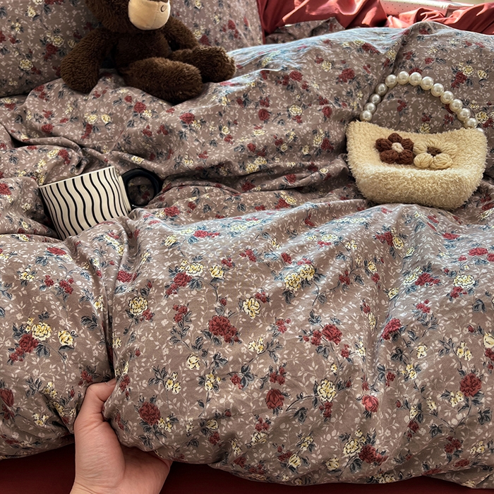 91家纺网 家纺一手货源 找家纺 优佳优品 【提供买家秀】2026新款加厚水洗仿棉A类印花四件套 酒红碎花