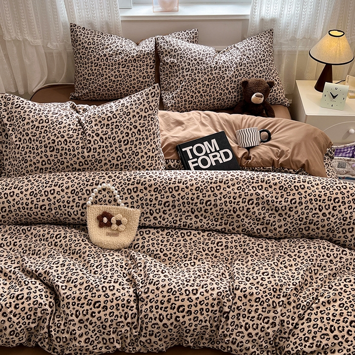 91家纺网 家纺一手货源 找家纺 优佳优品 【提供买家秀】2026新款加厚水洗仿棉A类印花四件套 巴黎野豹