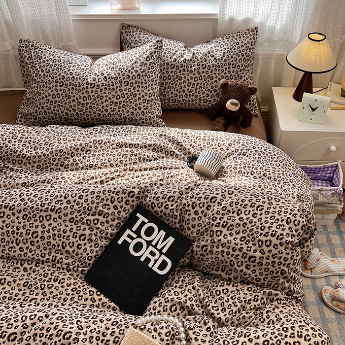 91家纺网 家纺一手货源 找家纺 优尚佳生活馆 【提供买家秀】2026新款加厚水洗仿棉A类印花四件套 巴黎野豹