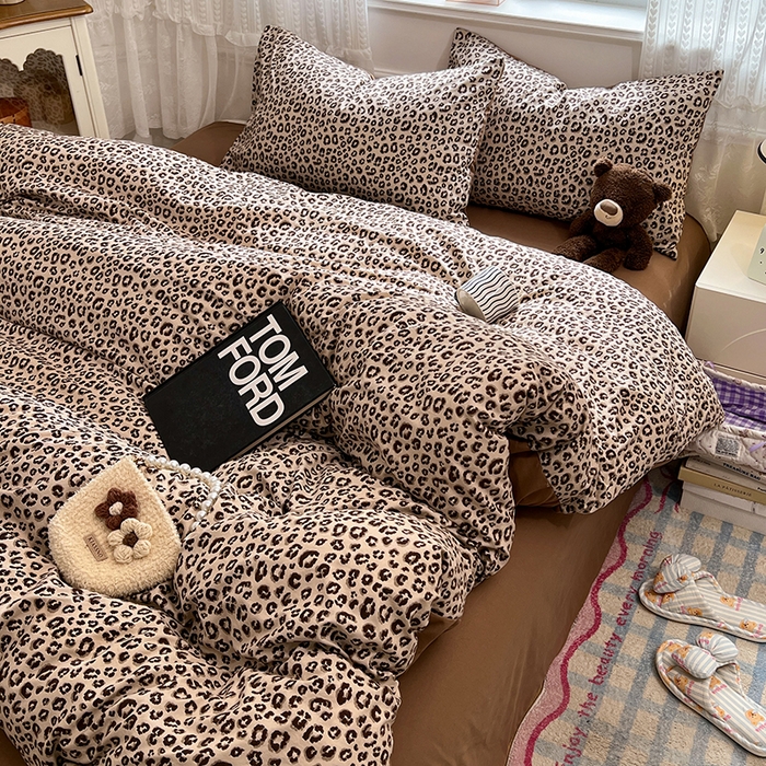 91家纺网 家纺一手货源 找家纺 优佳优品 【提供买家秀】2026新款加厚水洗仿棉A类印花四件套 巴黎野豹