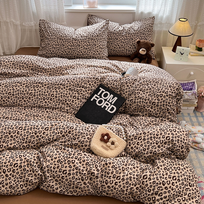 91家纺网 家纺一手货源 找家纺 优佳优品 【提供买家秀】2026新款加厚水洗仿棉A类印花四件套 巴黎野豹