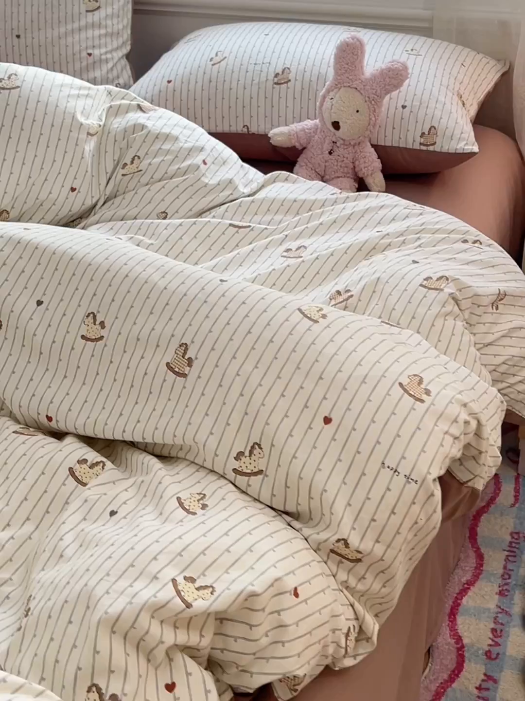 91家纺网 家纺一手货源 找家纺 优佳优品 【提供买家秀】2026新款加厚水洗仿棉A类印花四件套 快乐木马