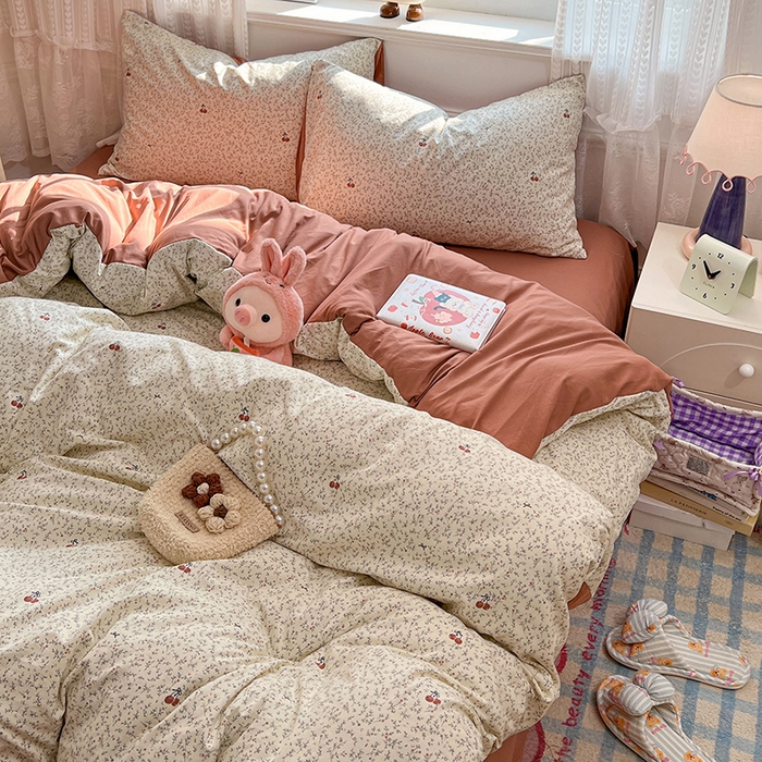 91家纺网 家纺一手货源 找家纺 优尚佳生活馆 【提供买家秀】2026新款加厚水洗仿棉A类印花四件套 浅枝甜樱