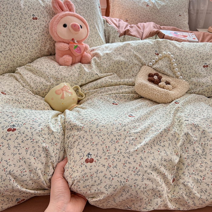 91家纺网 家纺一手货源 找家纺 优尚佳生活馆 【提供买家秀】2026新款加厚水洗仿棉A类印花四件套 浅枝甜樱