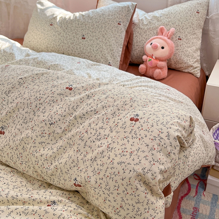 91家纺网 家纺一手货源 找家纺 优尚佳生活馆 【提供买家秀】2026新款加厚水洗仿棉A类印花四件套 浅枝甜樱