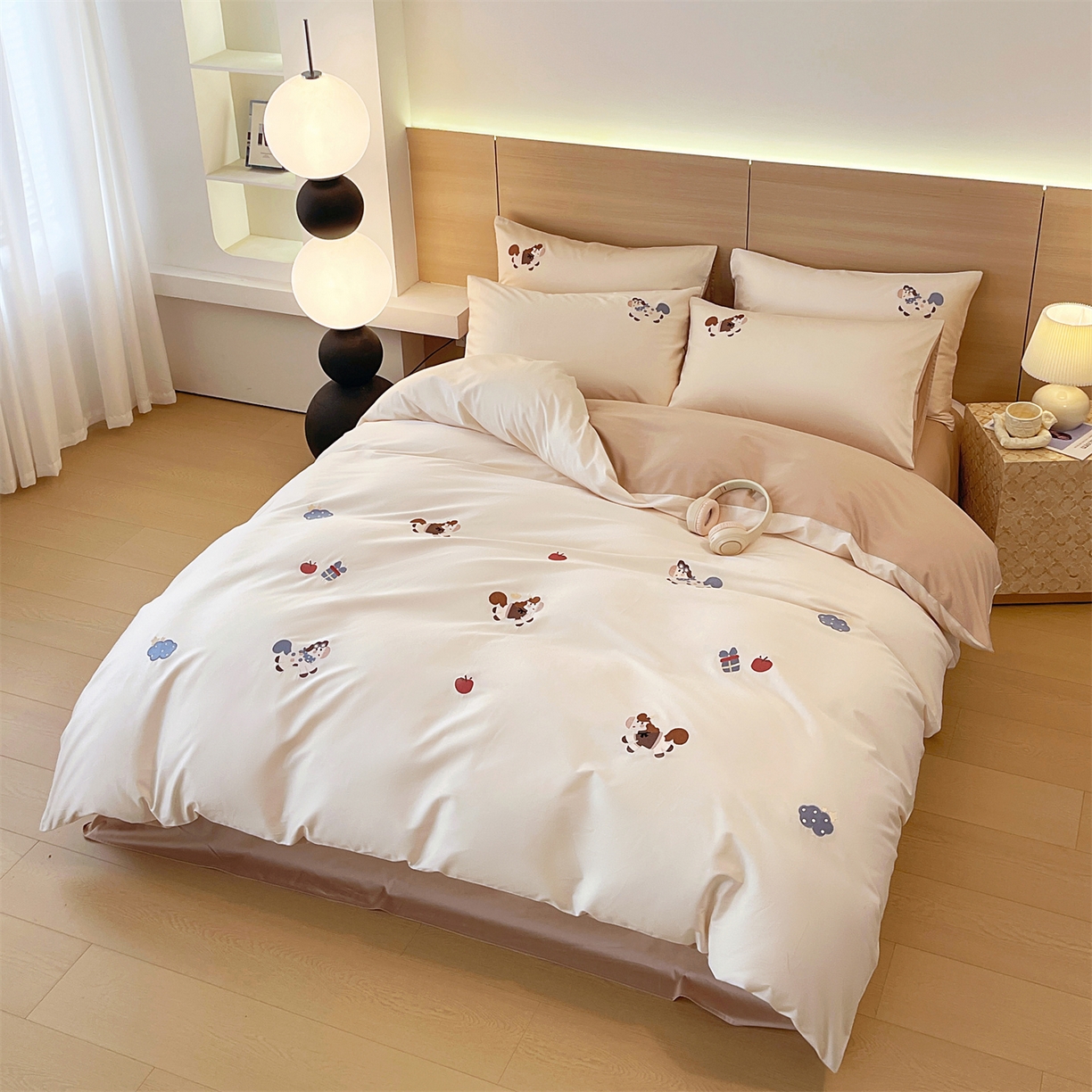 91家纺网 家纺一手货源 找家纺 （总）鼎飞家纺 2026新款100支新疆长绒棉绣花四件套--欢快的小马驹