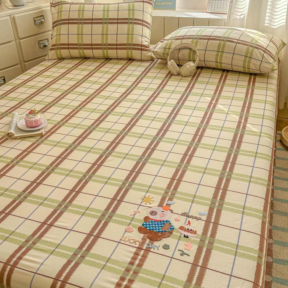 91家纺网 家纺一手货源 找家纺 易辰美 2026新款13372全棉纯棉印花卡通床笠单品床笠单件单床笠 卡皮巴拉