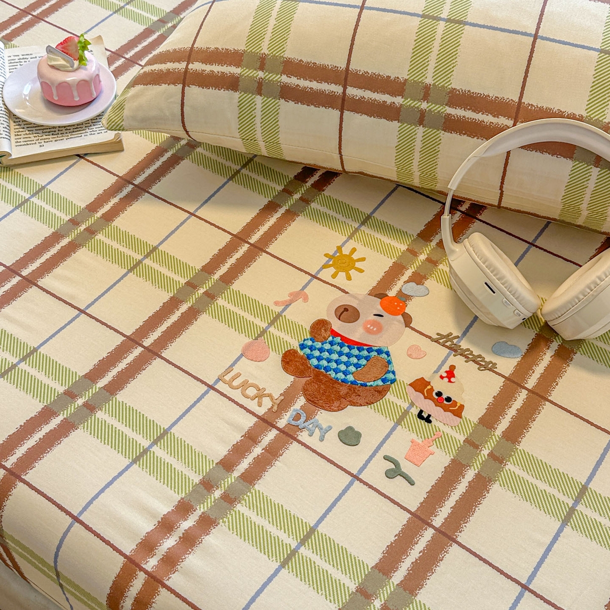 91家纺网 家纺一手货源 找家纺 易辰美 2026新款13372全棉纯棉印花卡通床笠单品床笠单件单床笠 卡皮巴拉