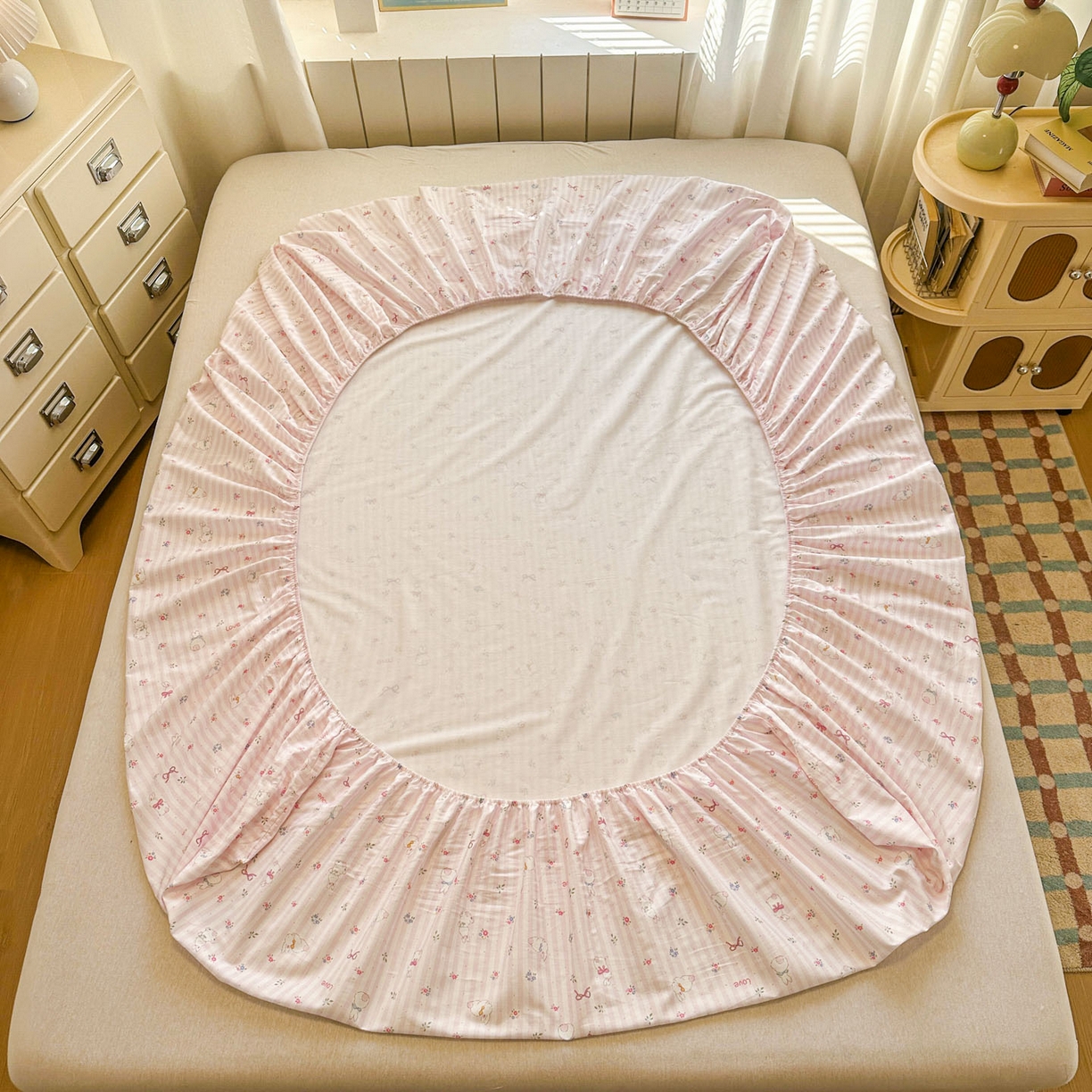 91家纺网 家纺一手货源 找家纺 易辰美 2026新款13372全棉纯棉印花卡通床笠单品床笠单件单床笠 三只兔子