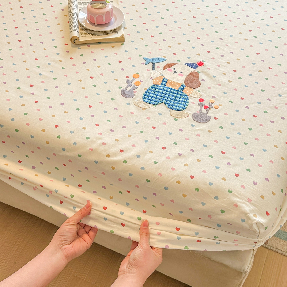 91家纺网 家纺一手货源 找家纺 易辰美 2026新款13372全棉纯棉印花卡通床笠单品床笠单件单床笠 叉鱼小狗