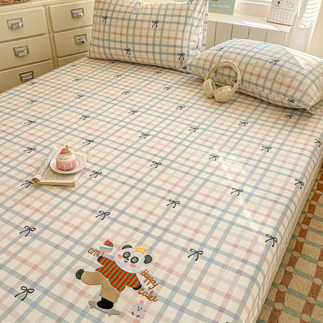 91家纺网 家纺一手货源 找家纺 易辰美 2026新款13372全棉纯棉印花卡通床笠单品床笠单件单床笠 红蓝熊猫