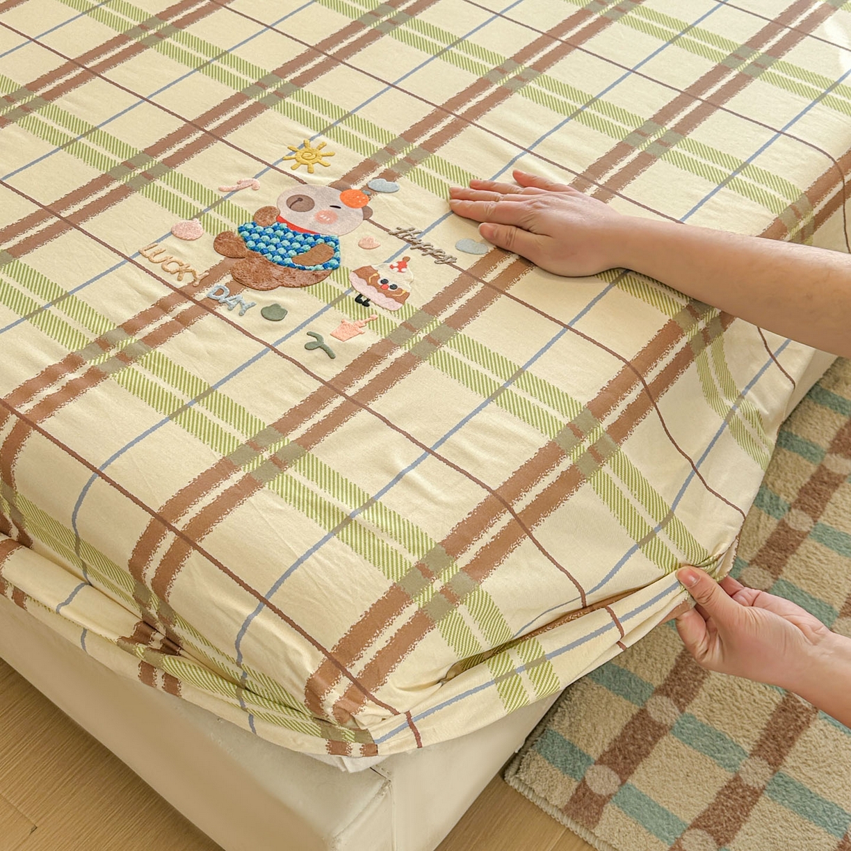 91家纺网 家纺一手货源 找家纺 易辰美 2026新款13372全棉纯棉印花卡通床笠单品床笠单件单床笠 卡皮巴拉