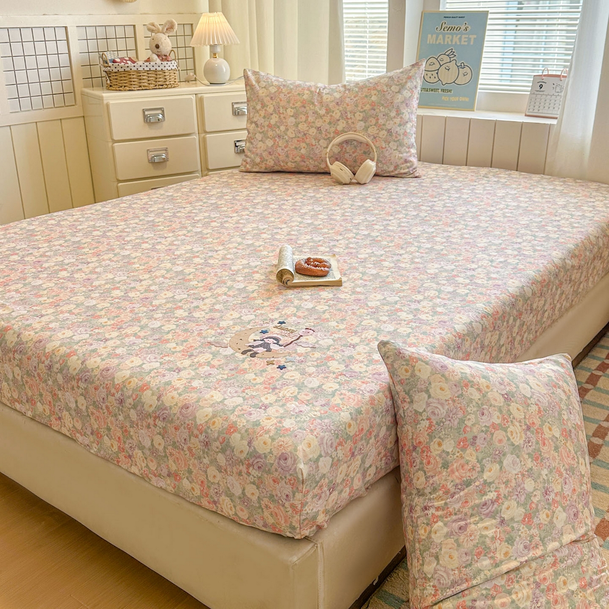 91家纺网 家纺一手货源 找家纺 易辰美 2026新款13372全棉纯棉印花卡通床笠单品床笠单件单床笠 月亮女孩（二）