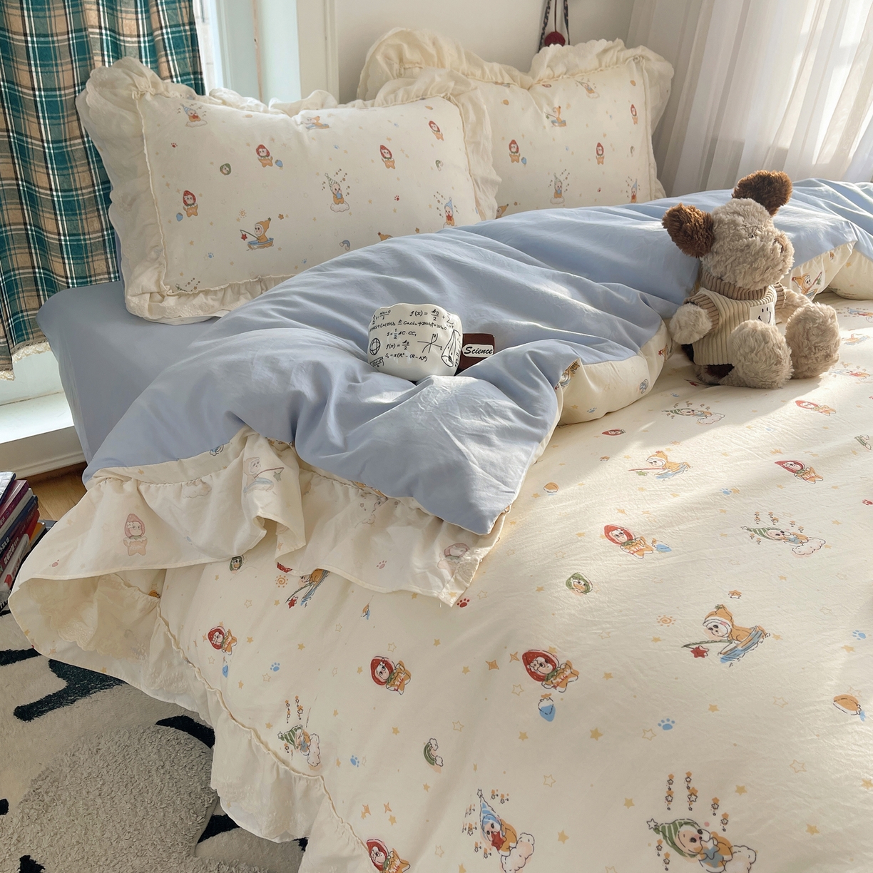 91家纺网 家纺一手货源 找家纺 韩都家居 2026春夏新款古法仿棉蕾丝花边四件套 蓝调小顽家