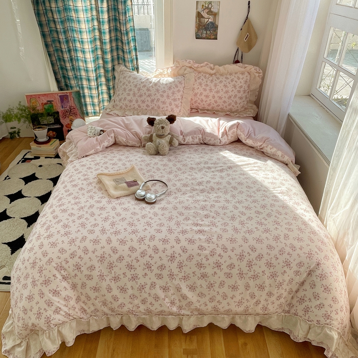 91家纺网 家纺一手货源 找家纺 韩都家居 2026春夏新款古法仿棉蕾丝花边四件套 粉糯花眠