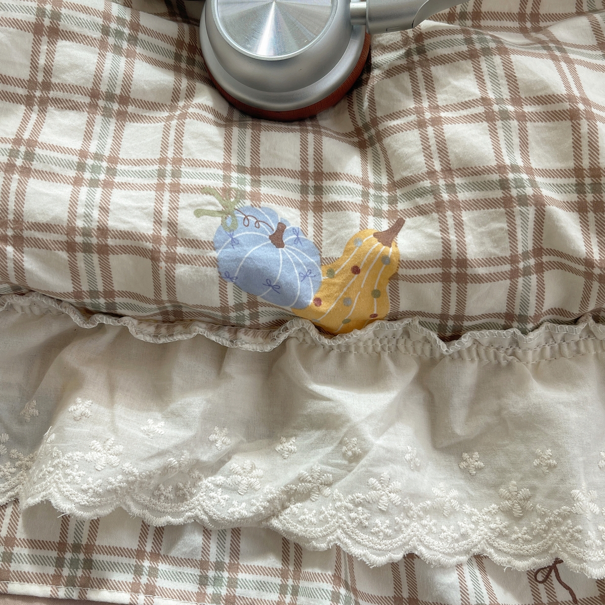 91家纺网 家纺一手货源 找家纺 韩都家居 2026春夏新款古法仿棉蕾丝花边四件套 花边南瓜