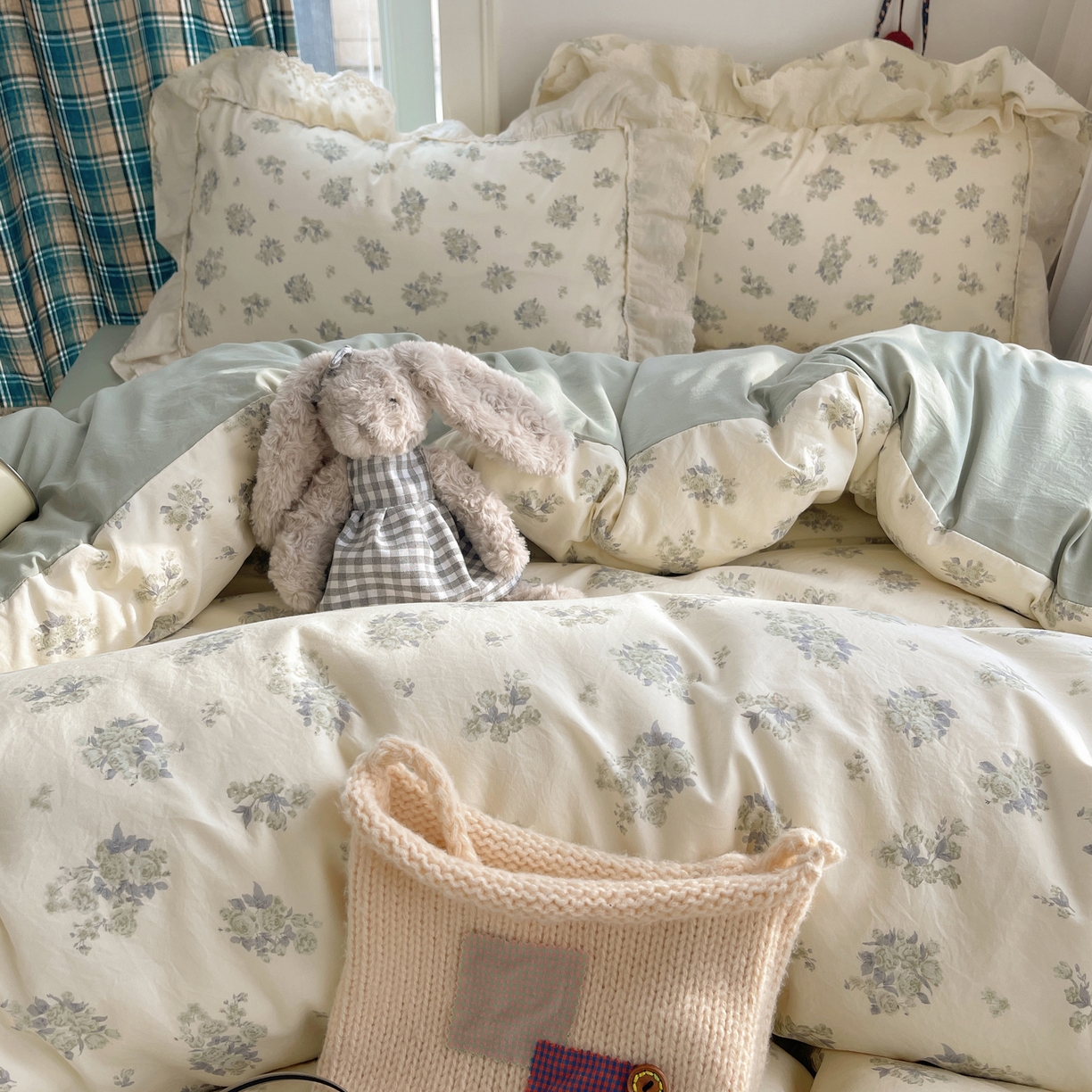 91家纺网 家纺一手货源 找家纺 韩都家居 2026春夏新款古法仿棉蕾丝花边四件套 青提碎花