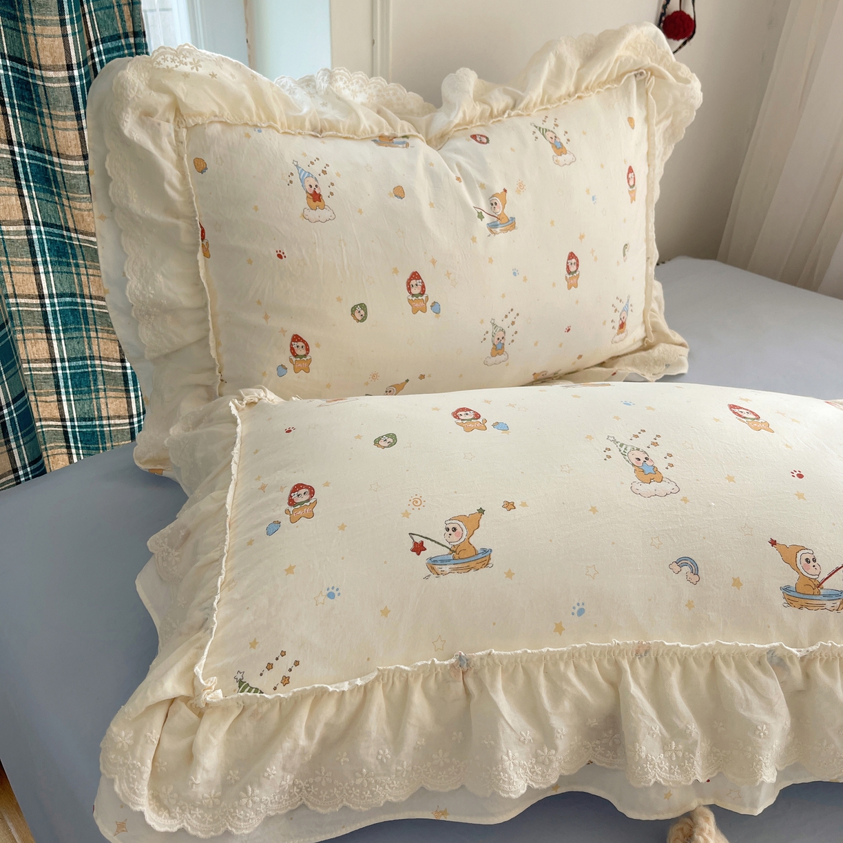 91家纺网 家纺一手货源 找家纺 韩都家居 2026春夏新款古法仿棉蕾丝花边四件套 蓝调小顽家