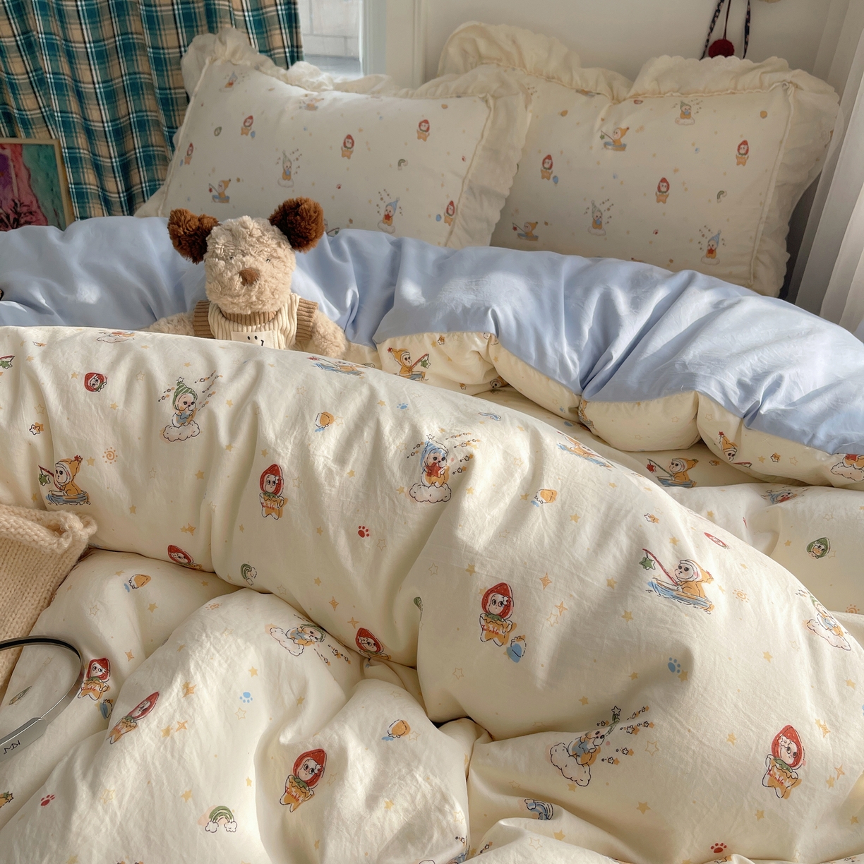 91家纺网 家纺一手货源 找家纺 韩都家居 2026春夏新款古法仿棉蕾丝花边四件套 蓝调小顽家