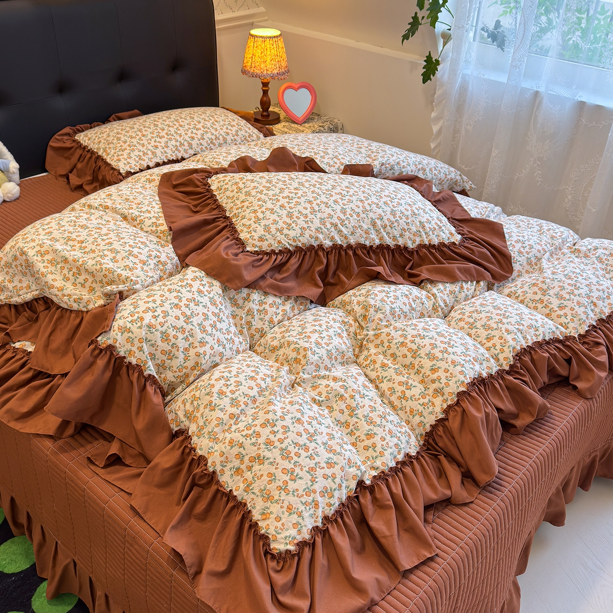 91家纺网 家纺一手货源 找家纺 （总）赫梵茜 2026新款韩系古法韩国水洗棉仿棉云感棉大布袋法式浪漫大花边床盖四件套