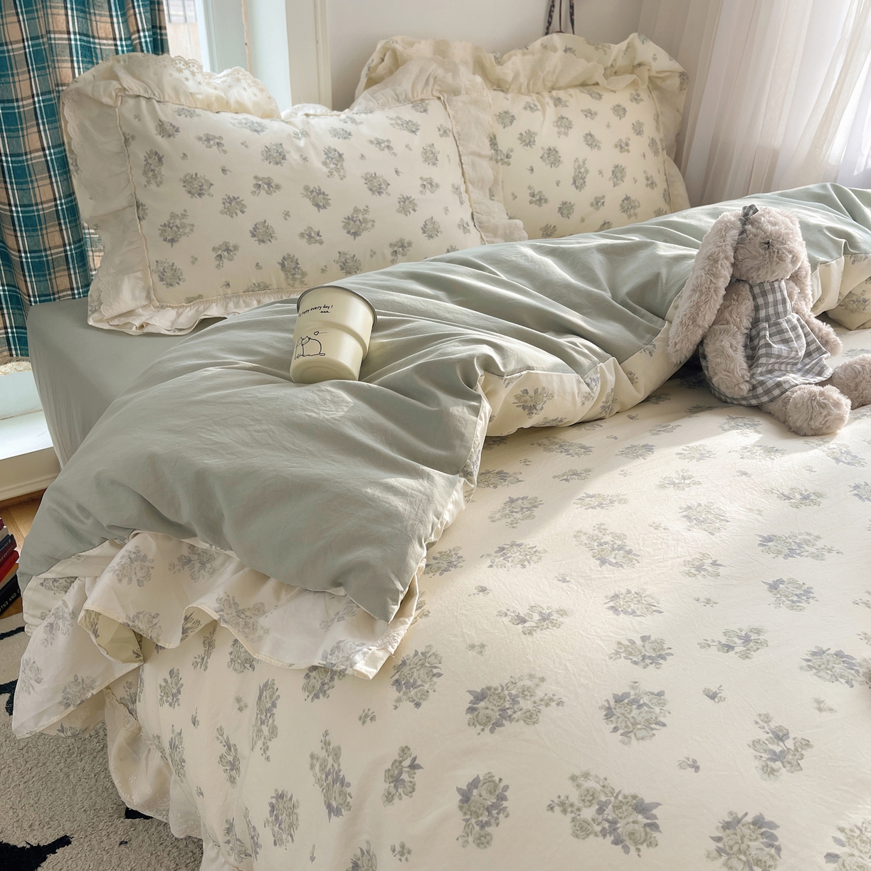 91家纺网 家纺一手货源 找家纺 韩都家居 2026春夏新款古法仿棉蕾丝花边四件套 青提碎花