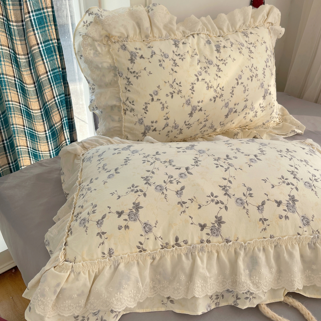 91家纺网 家纺一手货源 找家纺 韩都家居 2026春夏新款古法仿棉蕾丝花边四件套 雾里蔷薇