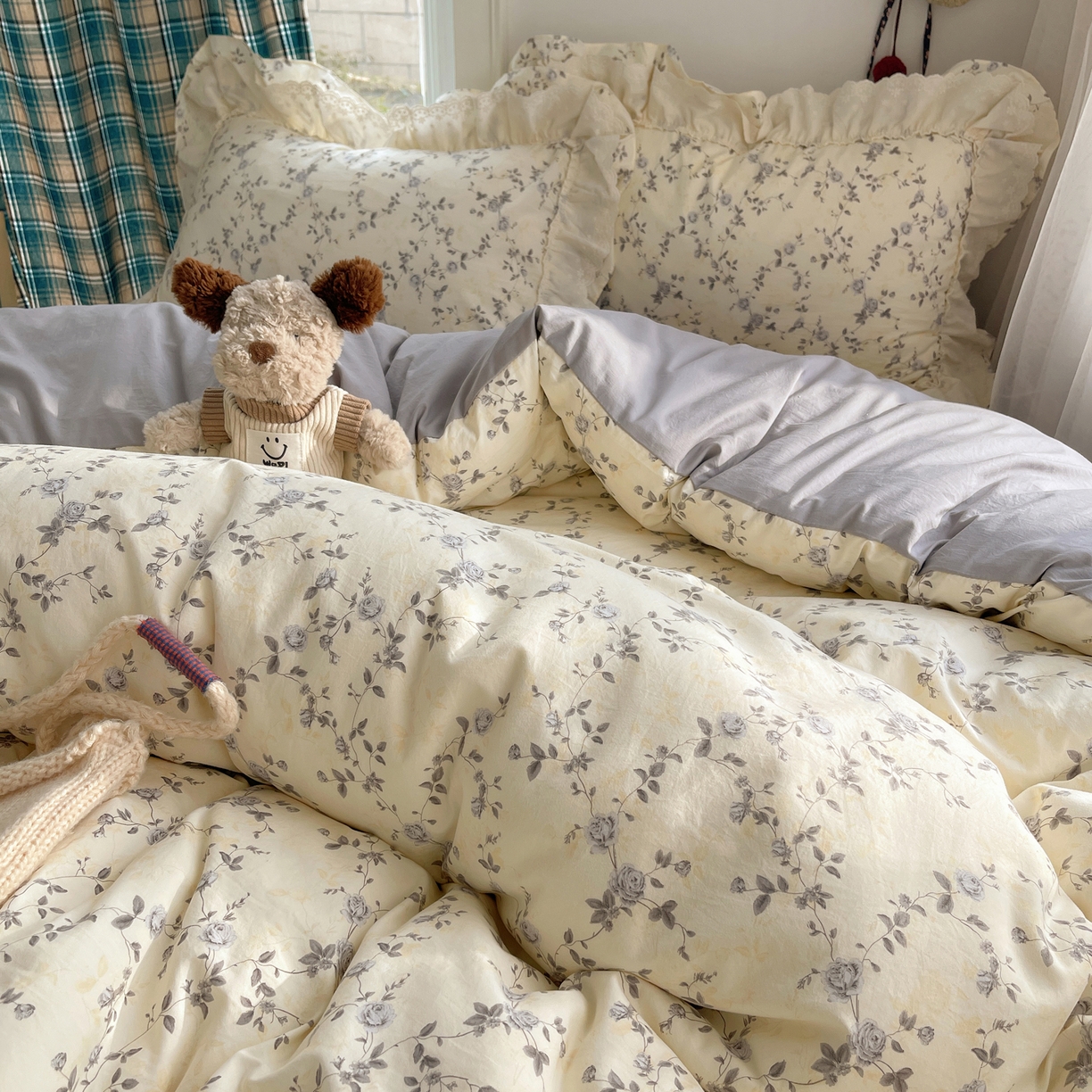 91家纺网 家纺一手货源 找家纺 韩都家居 2026春夏新款古法仿棉蕾丝花边四件套 雾里蔷薇