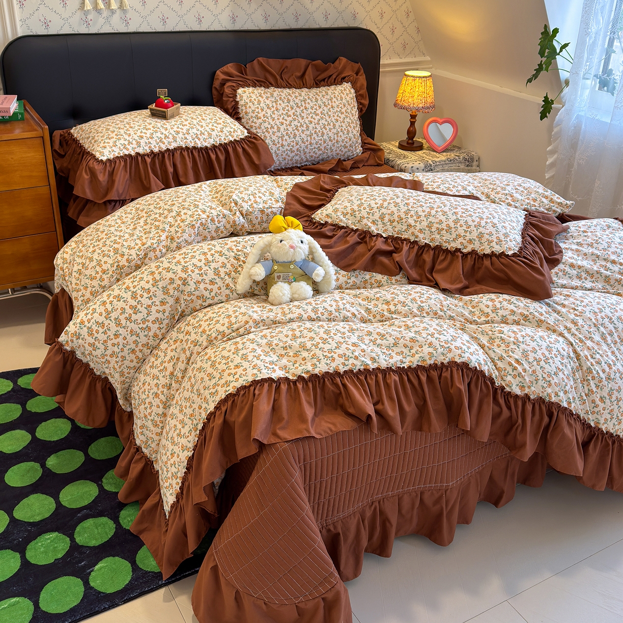 91家纺网 家纺一手货源 找家纺 赫梵茜 2026新款韩系古法韩国水洗棉仿棉云感棉大布袋法式浪漫大花边床盖四件套 春华秋实