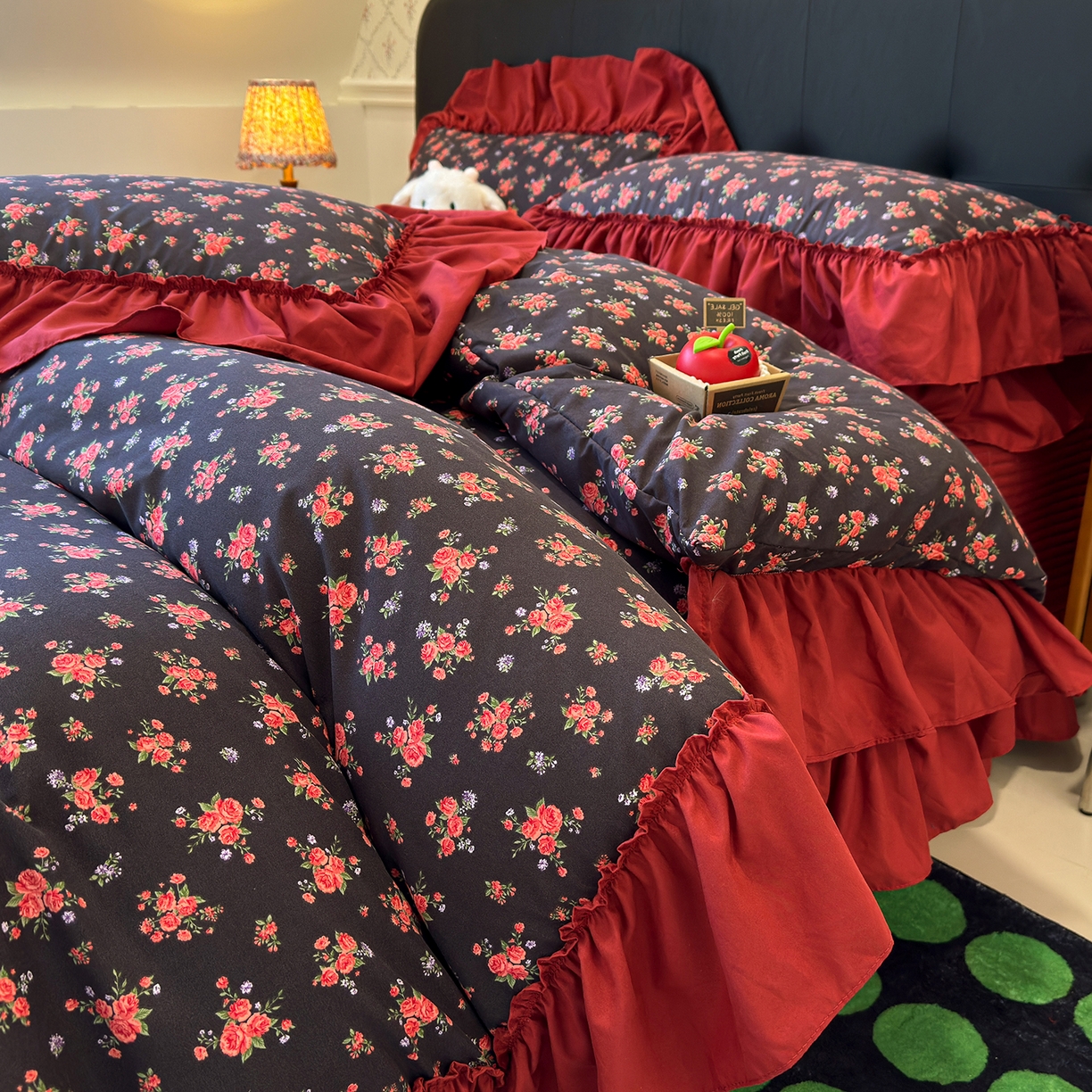 91家纺网 家纺一手货源 找家纺 赫梵茜 2026新款韩系古法韩国水洗棉仿棉云感棉大布袋法式浪漫大花边床盖四件套 春季花妖