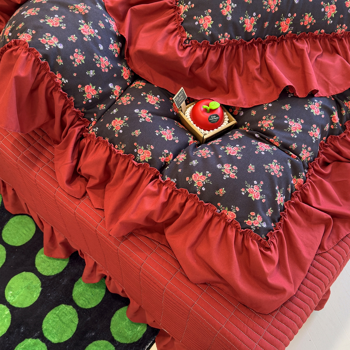 91家纺网 家纺一手货源 找家纺 赫梵茜 2026新款韩系古法韩国水洗棉仿棉云感棉大布袋法式浪漫大花边床盖四件套 春季花妖