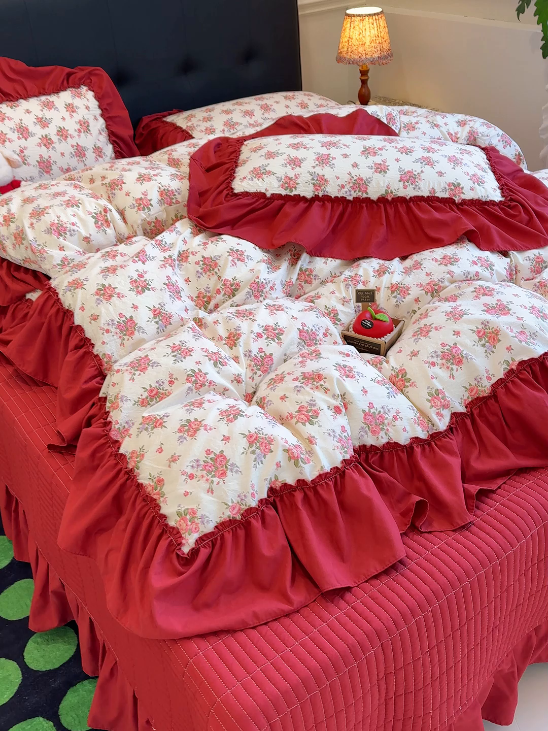 91家纺网 家纺一手货源 找家纺 赫梵茜 2026新款韩系古法韩国水洗棉仿棉云感棉大布袋法式浪漫大花边床盖四件套 春季梨花落