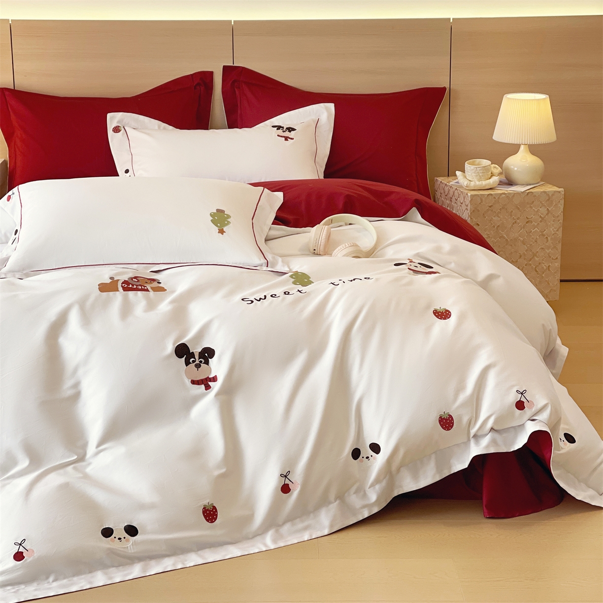 91家纺网 家纺一手货源 找家纺 （总）鼎飞家纺 2026新款100支新疆长绒棉绣花四件套--甜甜的时光