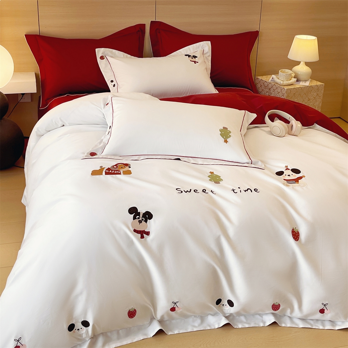 91家纺网 家纺一手货源 找家纺 （总）鼎飞家纺 2026新款100支新疆长绒棉绣花四件套--甜甜的时光