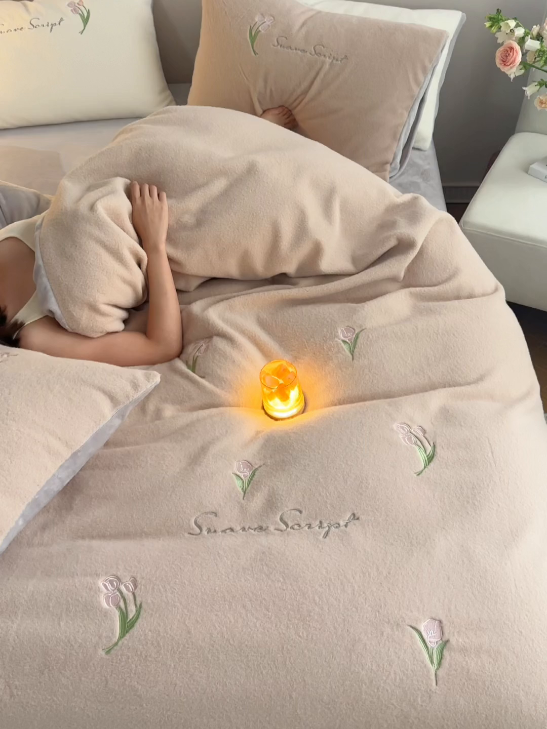 91家纺网 家纺一手货源 找家纺 （总）初拾 2024新款300g暖羊绒绣花牛奶绒四件套-绒郁金香