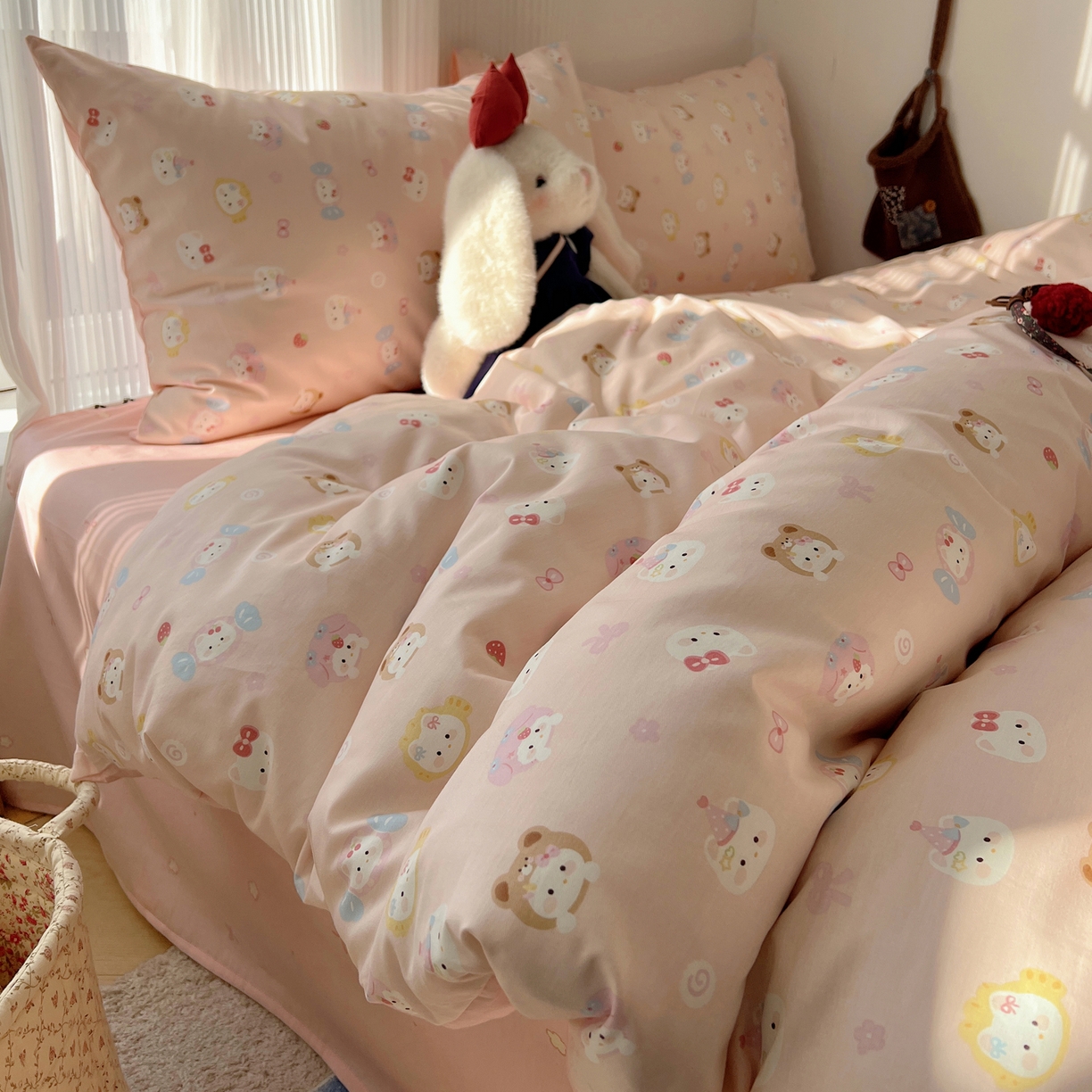 91家纺网 家纺一手货源 找家纺 XIWEN-希文家纺 2026春夏新款40支全棉13372卡通四件套 甜酱小猫-粉