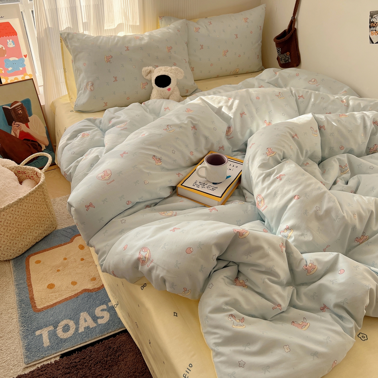 91家纺网 家纺一手货源 找家纺 XIWEN-希文家纺 2026春夏新款40支全棉13372卡通四件套 草莓小马-兰