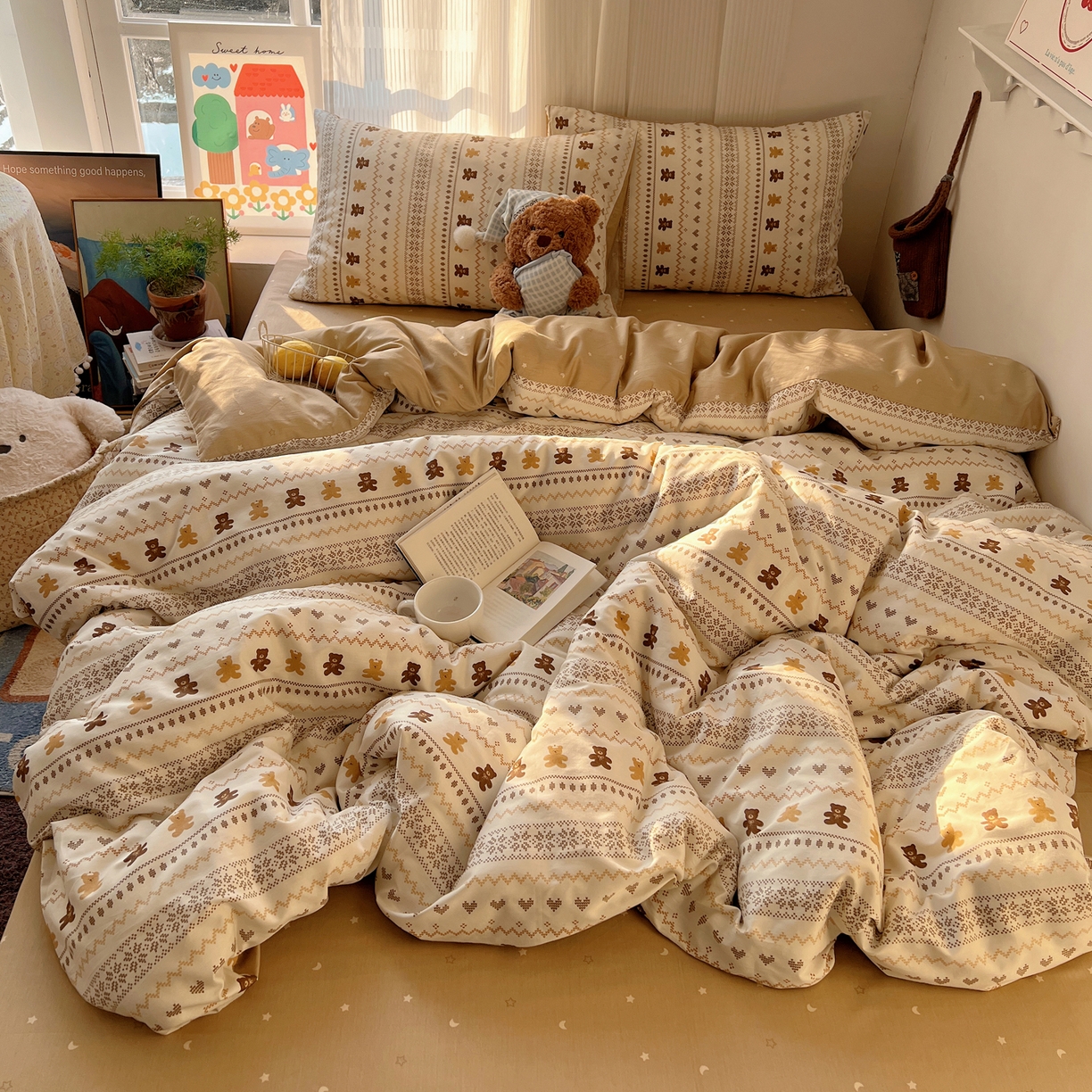 91家纺网 家纺一手货源 找家纺 XIWEN-希文家纺 2026春夏新款40支全棉13372卡通四件套 费尔岛小熊