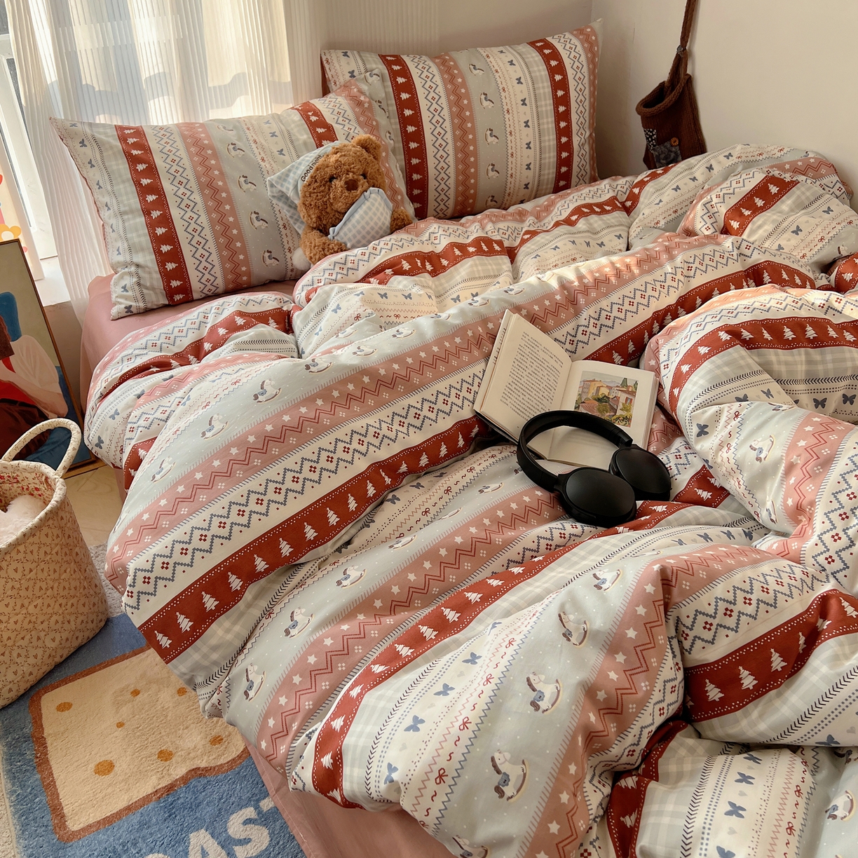 91家纺网 家纺一手货源 找家纺 XIWEN-希文家纺 2026春夏新款40支全棉13372卡通四件套 冰岛小马