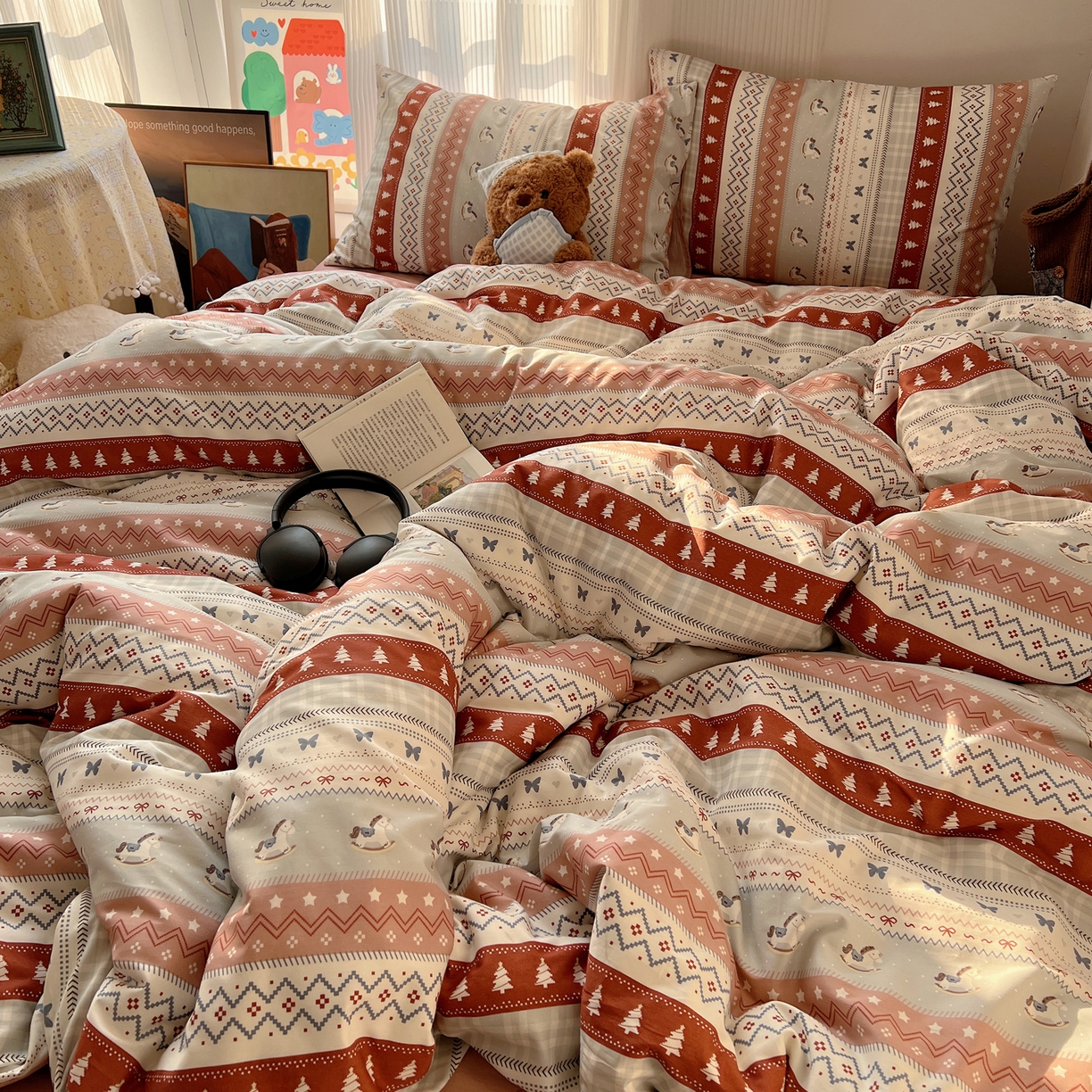 91家纺网 家纺一手货源 找家纺 XIWEN-希文家纺 2026春夏新款40支全棉13372卡通四件套 冰岛小马