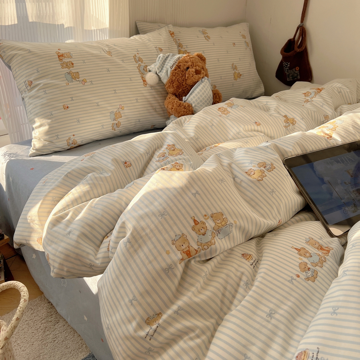 91家纺网 家纺一手货源 找家纺 XIWEN-希文家纺 2026春夏新款40支全棉13372卡通四件套 幸福小熊