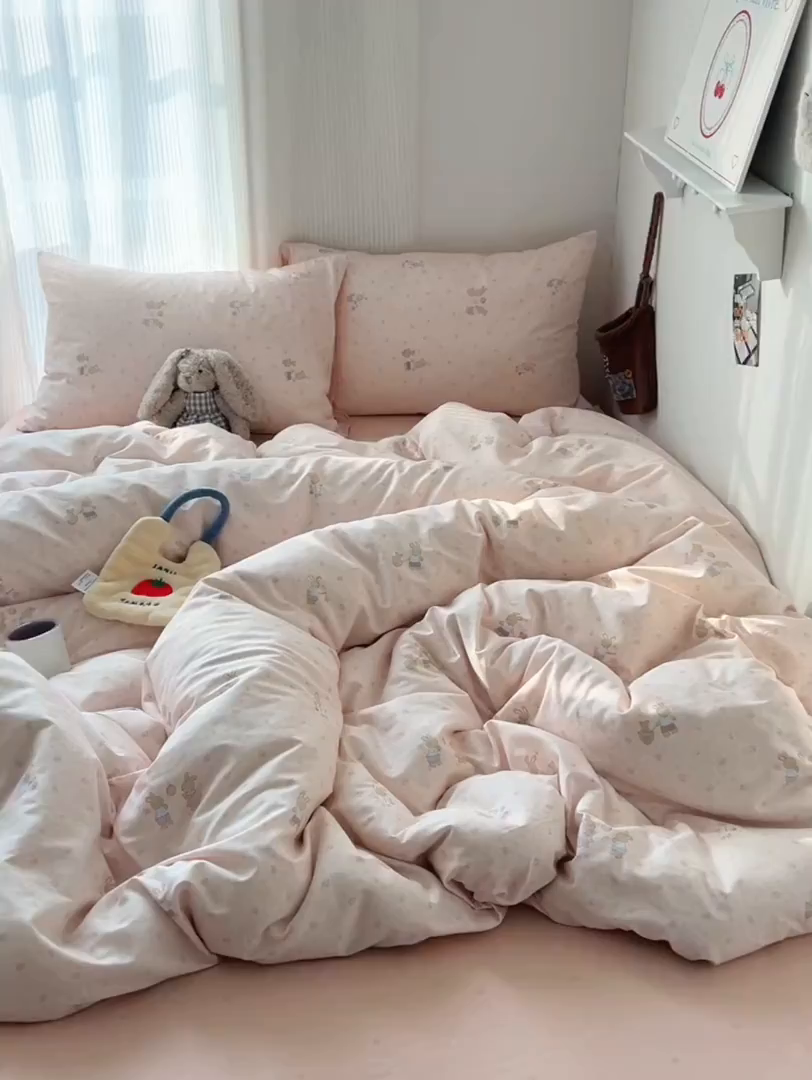 91家纺网 家纺一手货源 找家纺 XIWEN-希文家纺 2026春夏新款40支全棉13372卡通四件套 小玩家